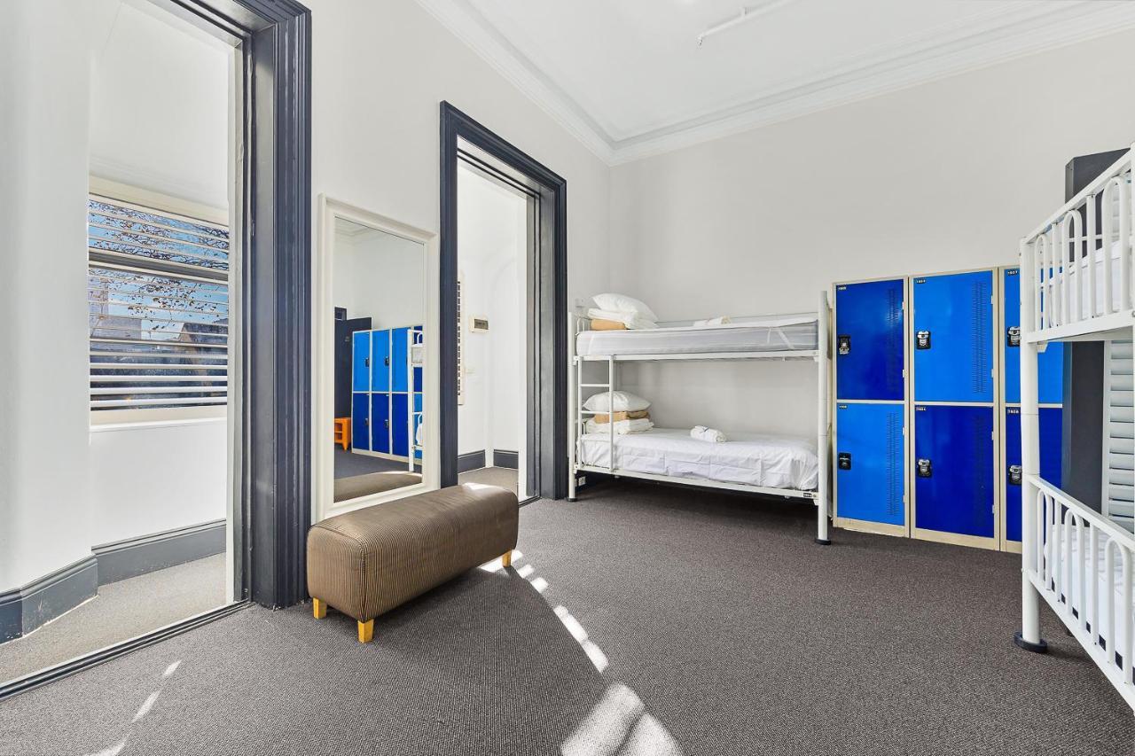 A Pousada London Plane Backpackers Sidney Exterior foto