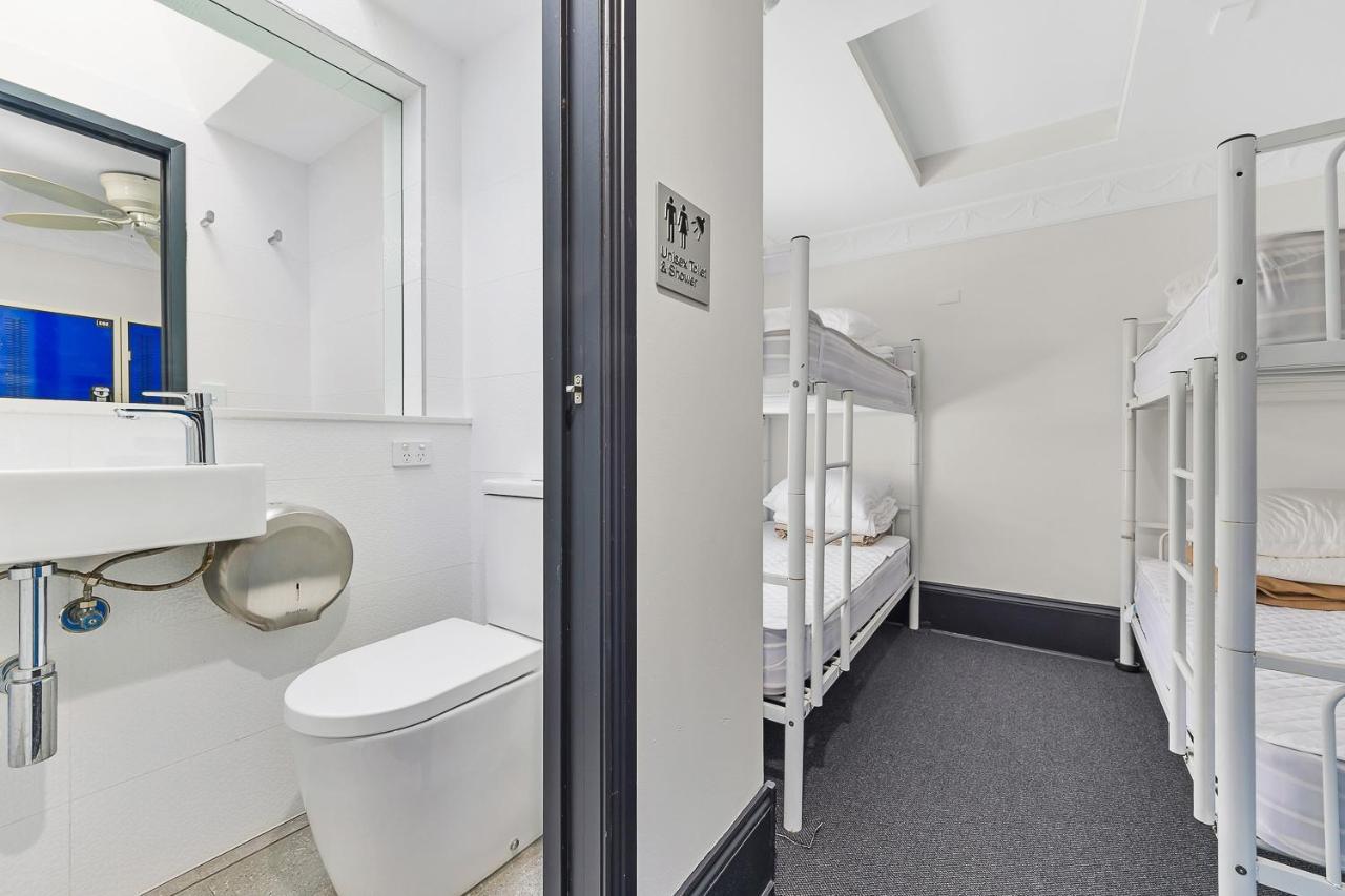 A Pousada London Plane Backpackers Sidney Exterior foto
